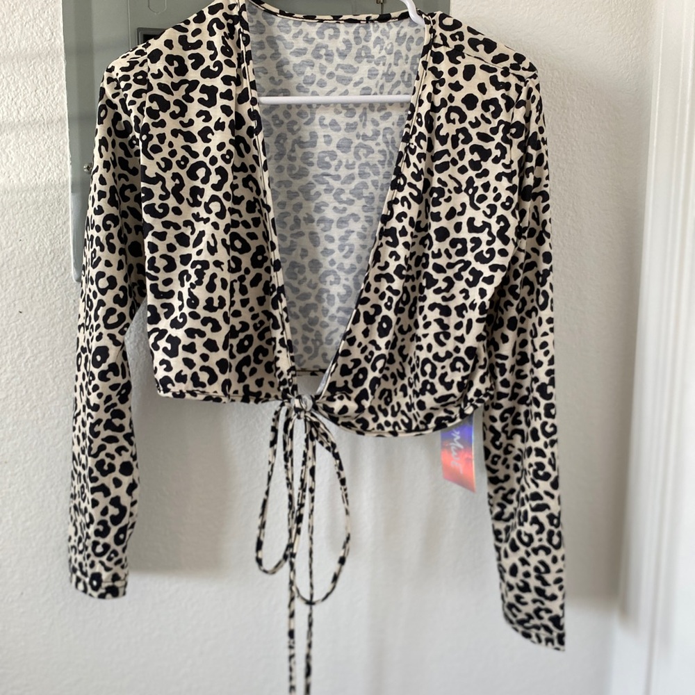Leopard Print Tie-Front Cropped Cardigan - Black & Cream